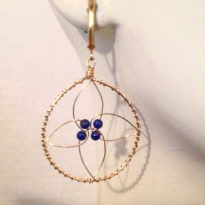 GOLD FILLED WIRE w/ BLUE LAPIS DROP EARRING